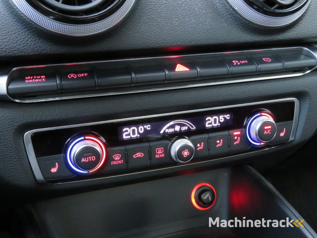 Audi A3 1.4 TFSI AMBIT. PL+ / Navi / Led / Stoelverw. / 17 Inch / BOVAG garantie