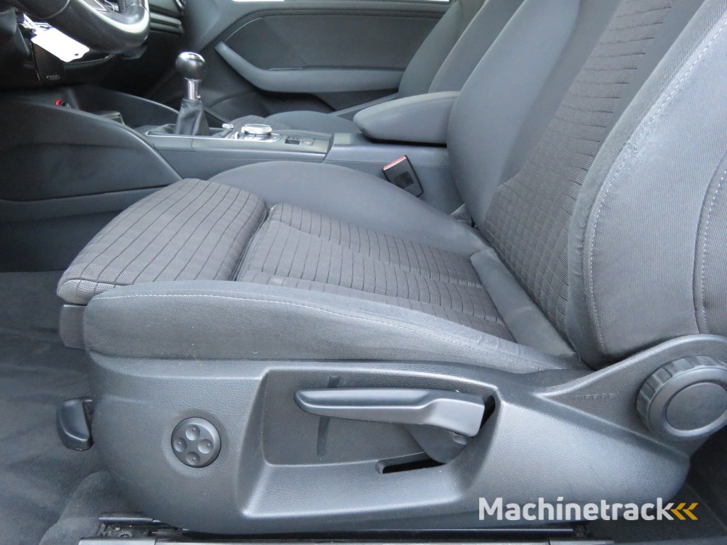 Audi A3 1.4 TFSI AMBIT. PL+ / Navi / Led / Stoelverw. / 17 Inch / BOVAG garantie