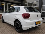 Miniaturansicht von Volkswagen Polo 1.0 TRENDLINE / Airco / Sportvelgen / Pdc V + A / BOVAG garantie