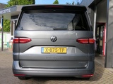 Minituur van Volkswagen Multivan 1.4 eHybrid L2H1 218PK 7p. / Camera / Navi / 18 Inch / dubbele schuifdeur / BOVAG garantie
