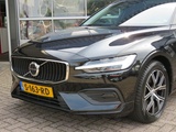 Minituur van Volvo V60 2.0 B3 163pk Aut. Core / Camera / Stoel-stuurverw. / Elec.klep / Veel opties / BOVAG garantie