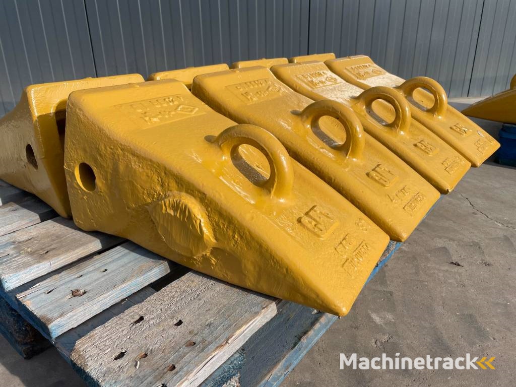 CAT 365 / 374 / 385 / 390 Tips