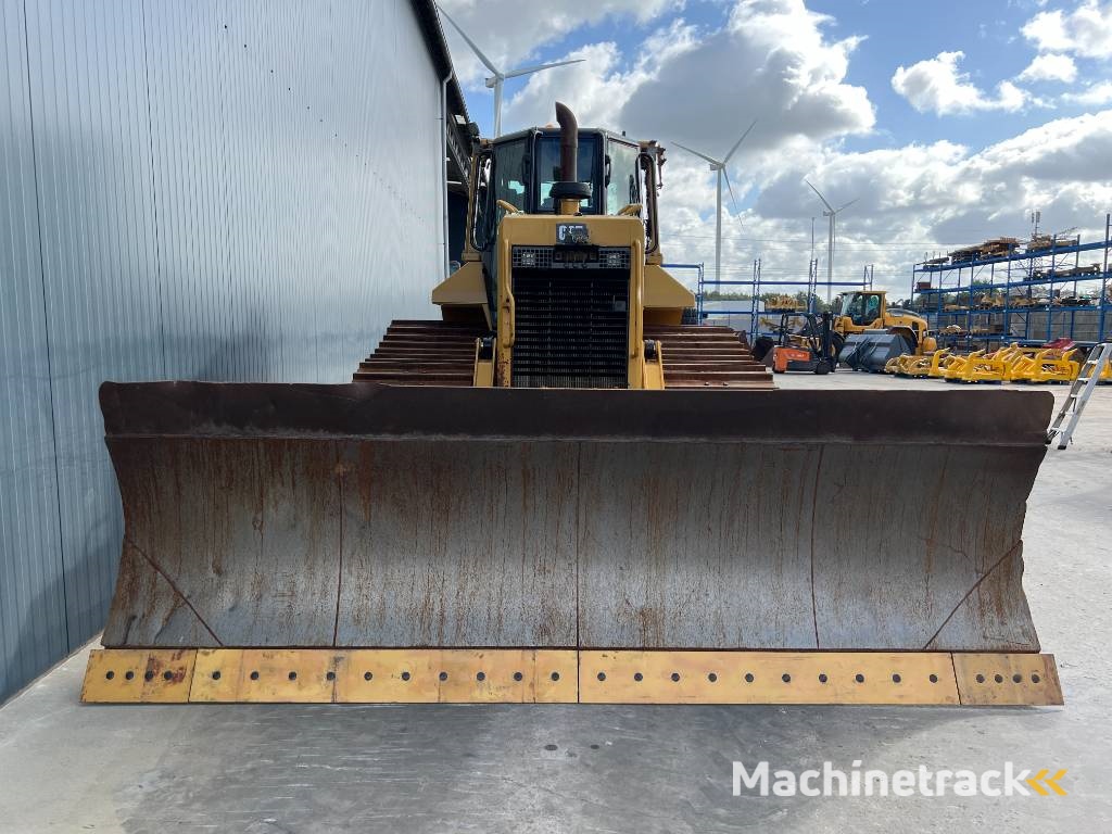 CAT D6N LGP