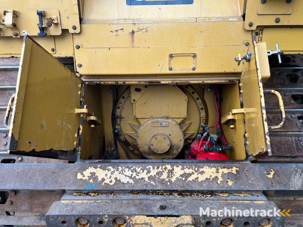 CAT D6T LGP