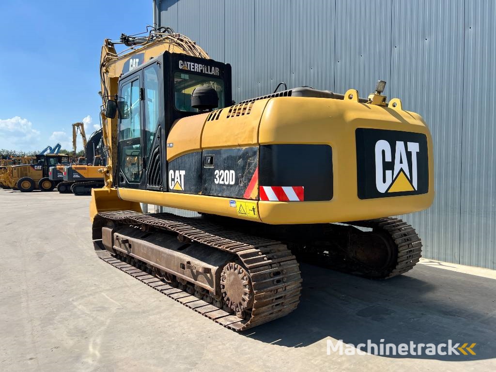 CAT 320D L