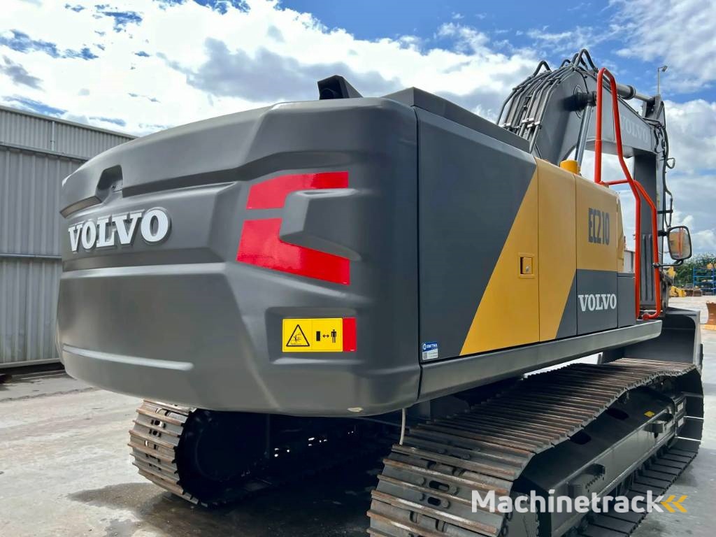 Volvo EC210