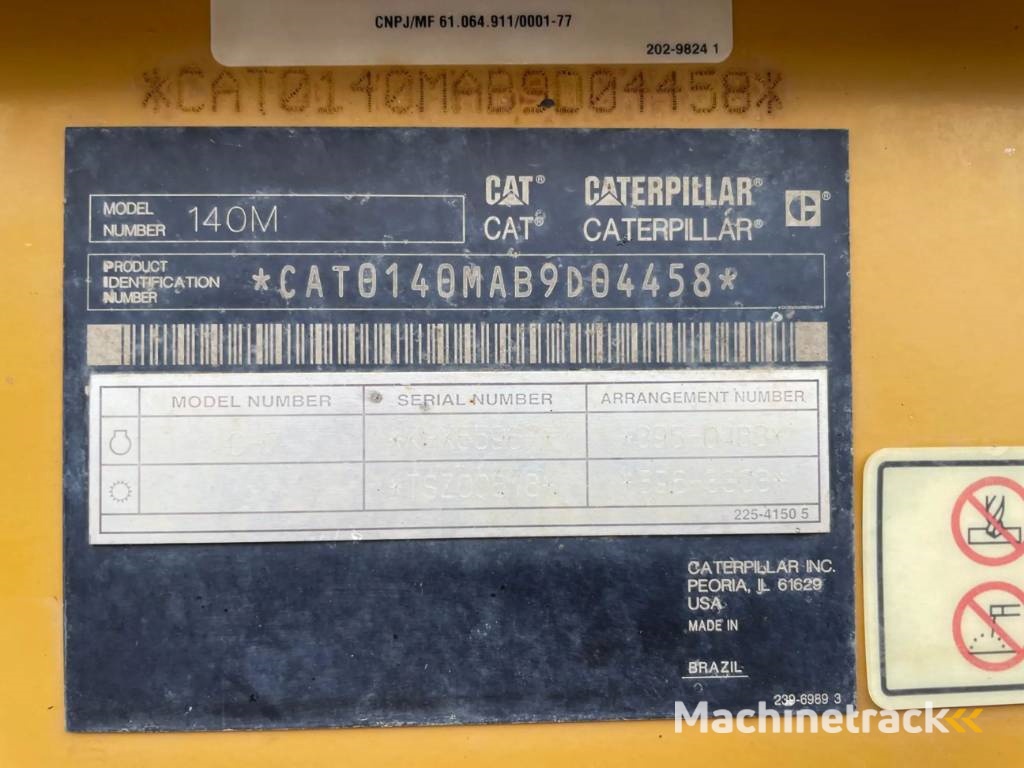 CAT 140M
