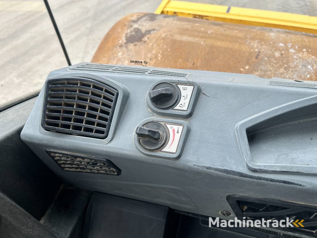 Bomag BW213D-5