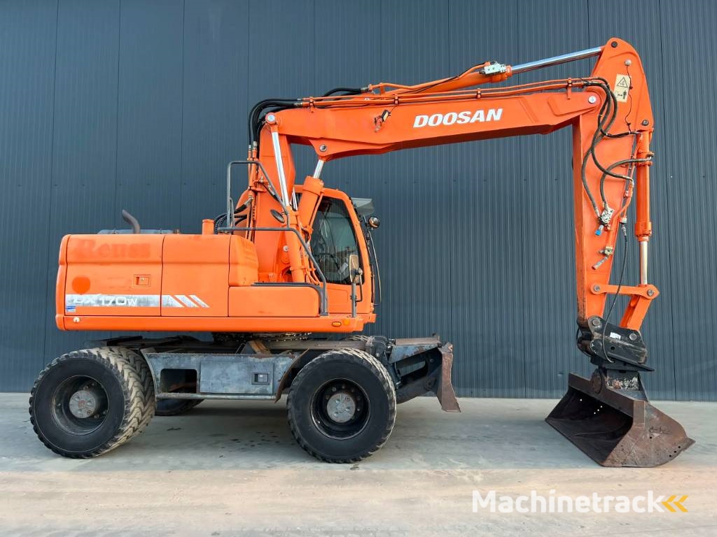 Doosan DX170W