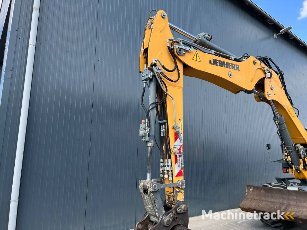 Liebherr A311 Litronic