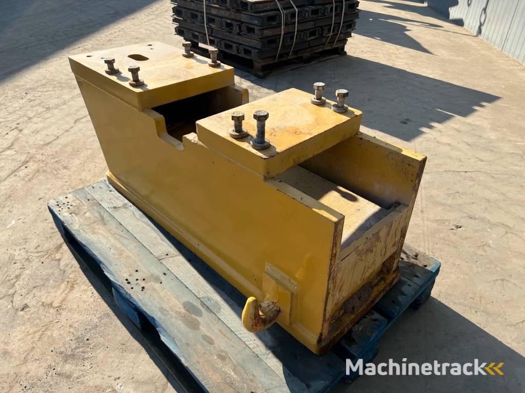 CAT 12H / 12K / 140H / 140K / 160H