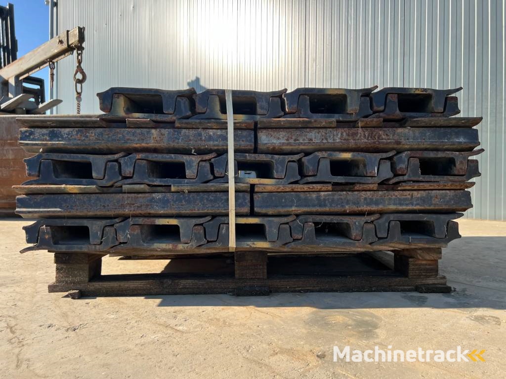 CAT 330C / 330D / 336D / 336E / 336F Shoes