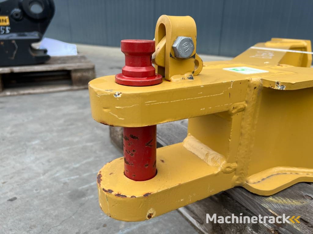 CAT D6R / D6T Zugmaul / Trekhaak