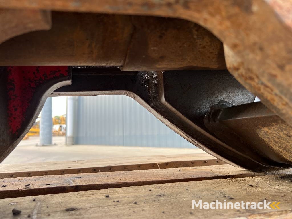 Miller Caterpillar 325 / 329 Geith