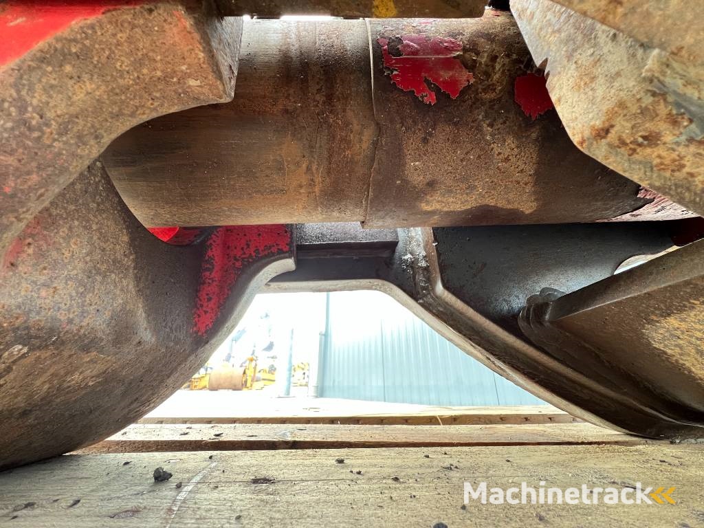 Miller Caterpillar 325 / 329 Geith