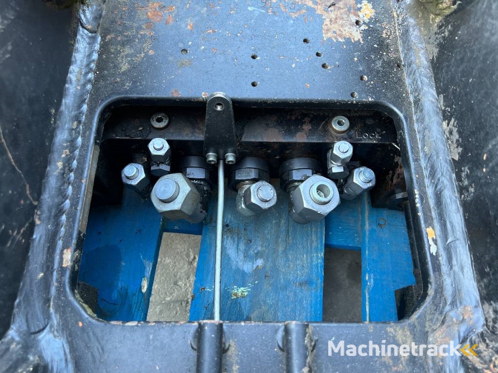 OilQuick OQ65 - 311F / 313F / 315F