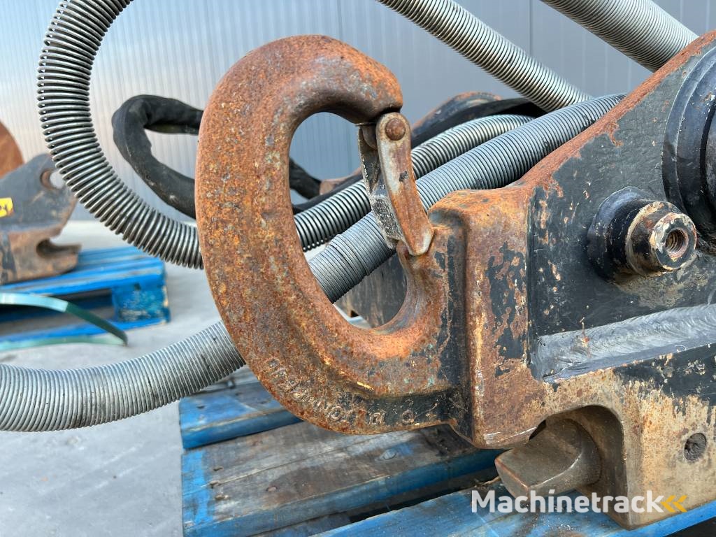 OilQuick OQ65 - M314F / M316F / M318F