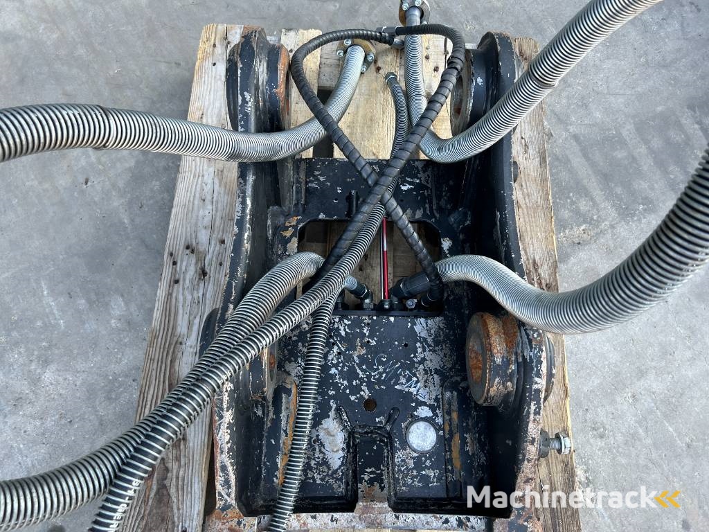 OilQuick OQ65 - M314F / M316F / M318F