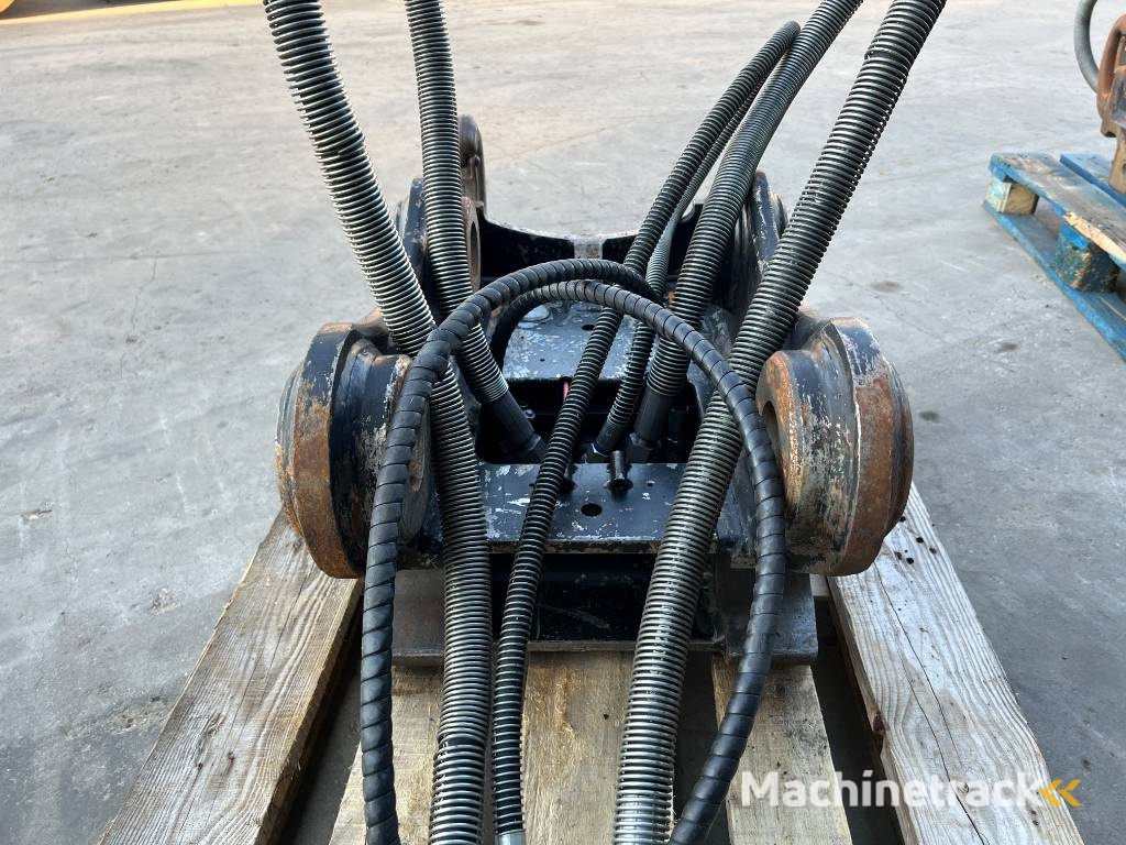 OilQuick OQ65 - M314F / M316F / M318F