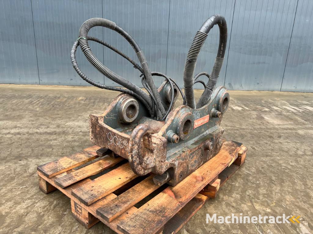 OilQuick OQ70/55 - 323D