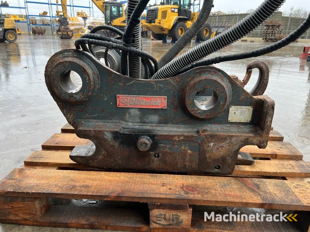 OilQuick OQ70/55 - 323D