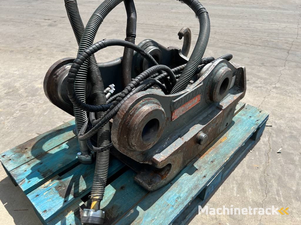 OilQuick OQ70/55 - 323E