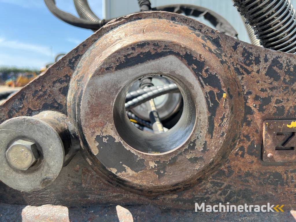 OilQuick OQ70/55 - 323E