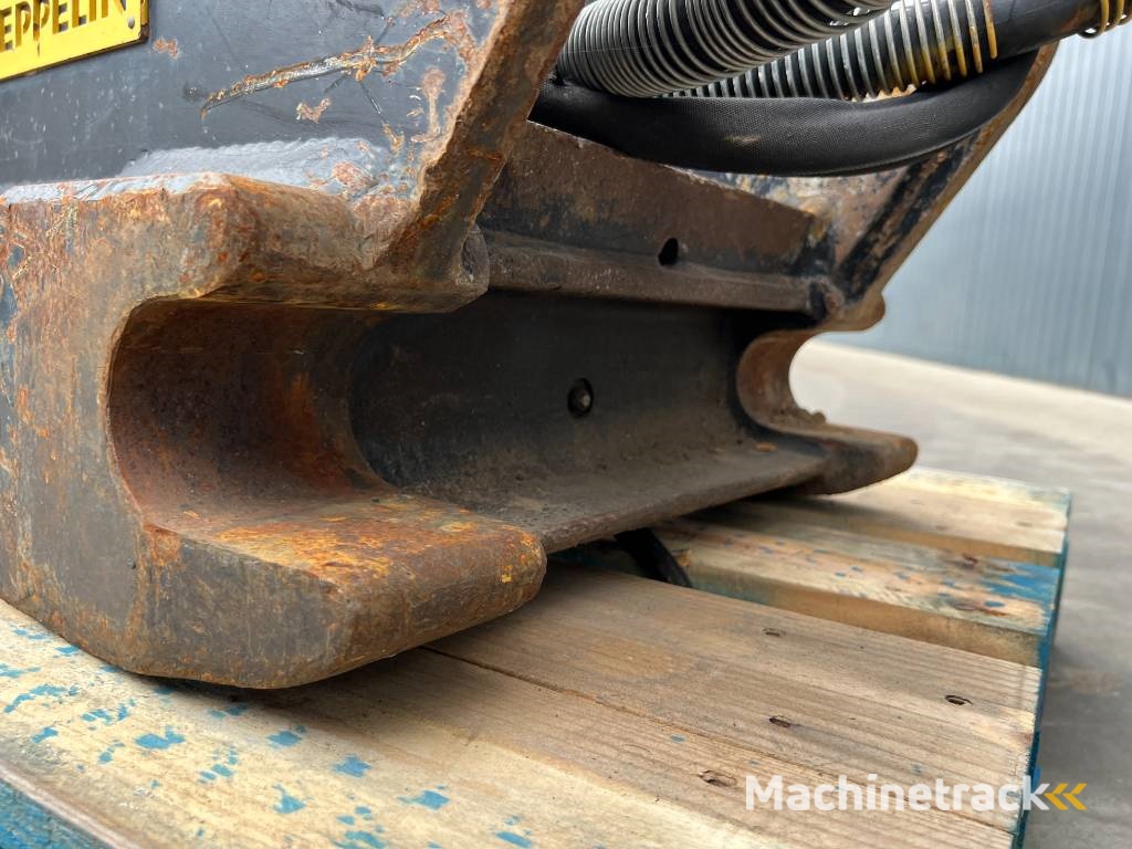 OilQuick OQ70/55 - 323F