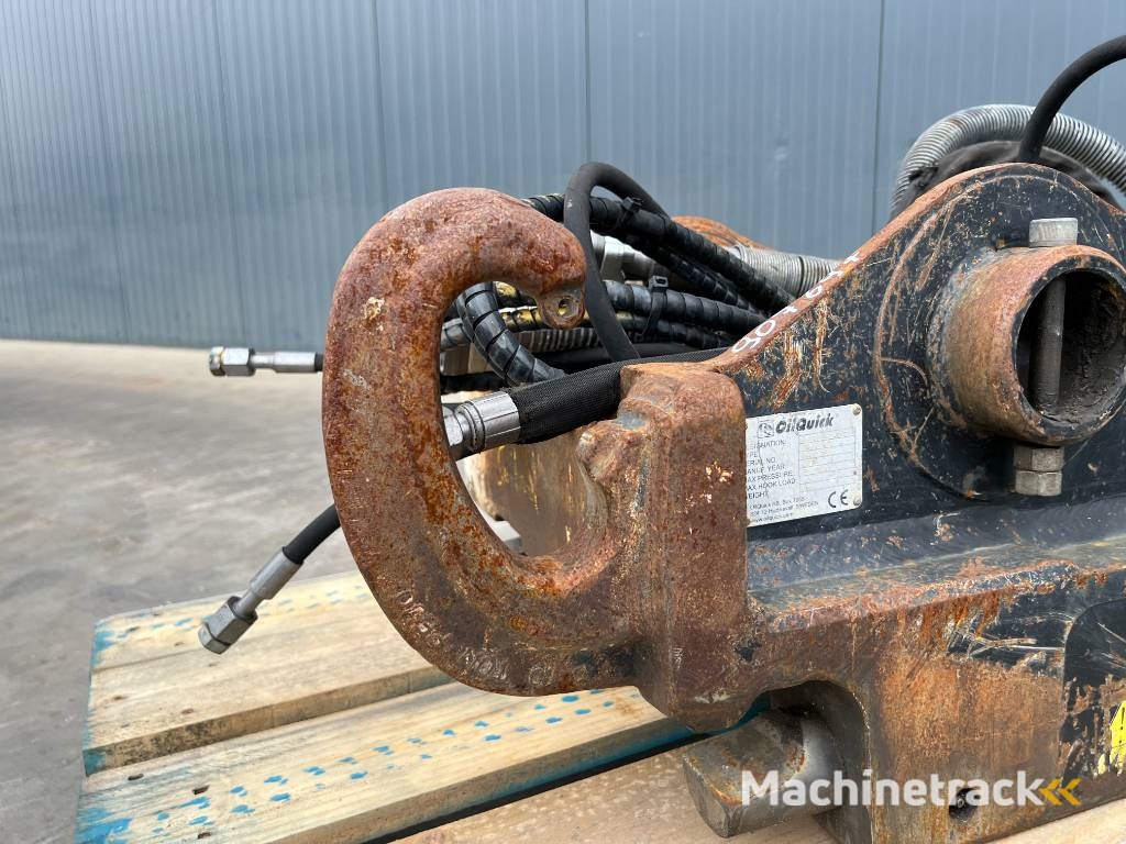 OilQuick OQ70/55 - 323F