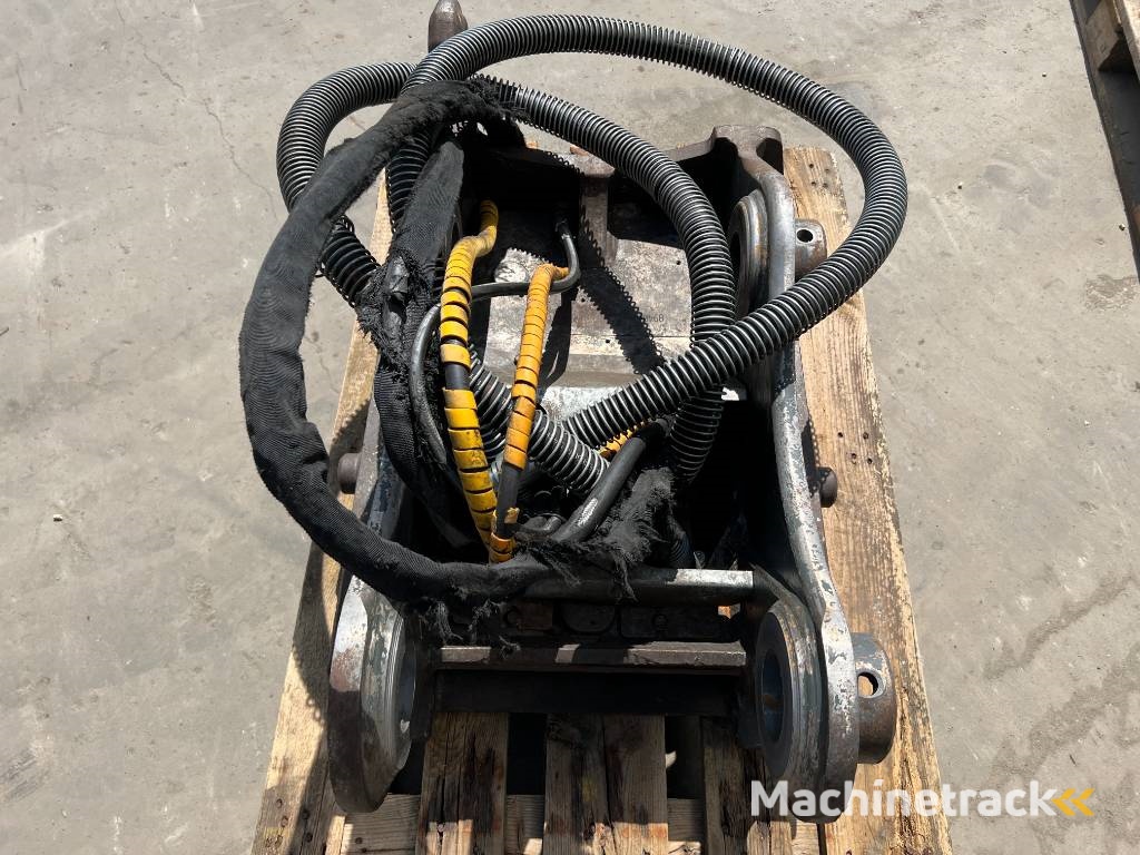 OilQuick OQ70/55 - EC210 / EC220