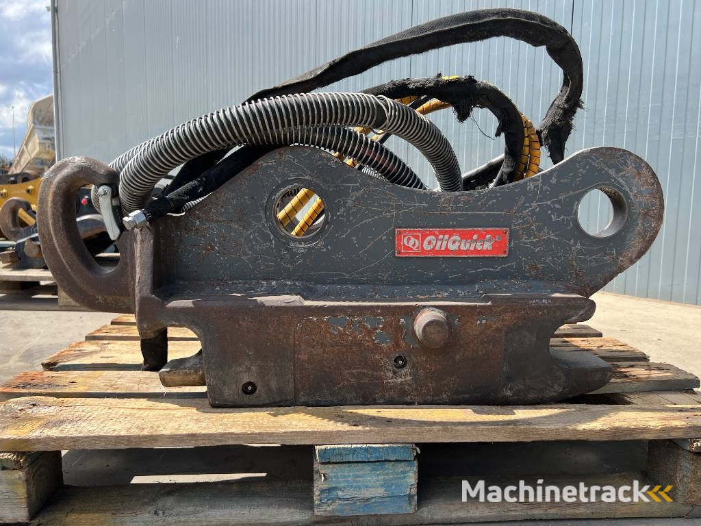 OilQuick OQ70/55 - EC210 / EC220