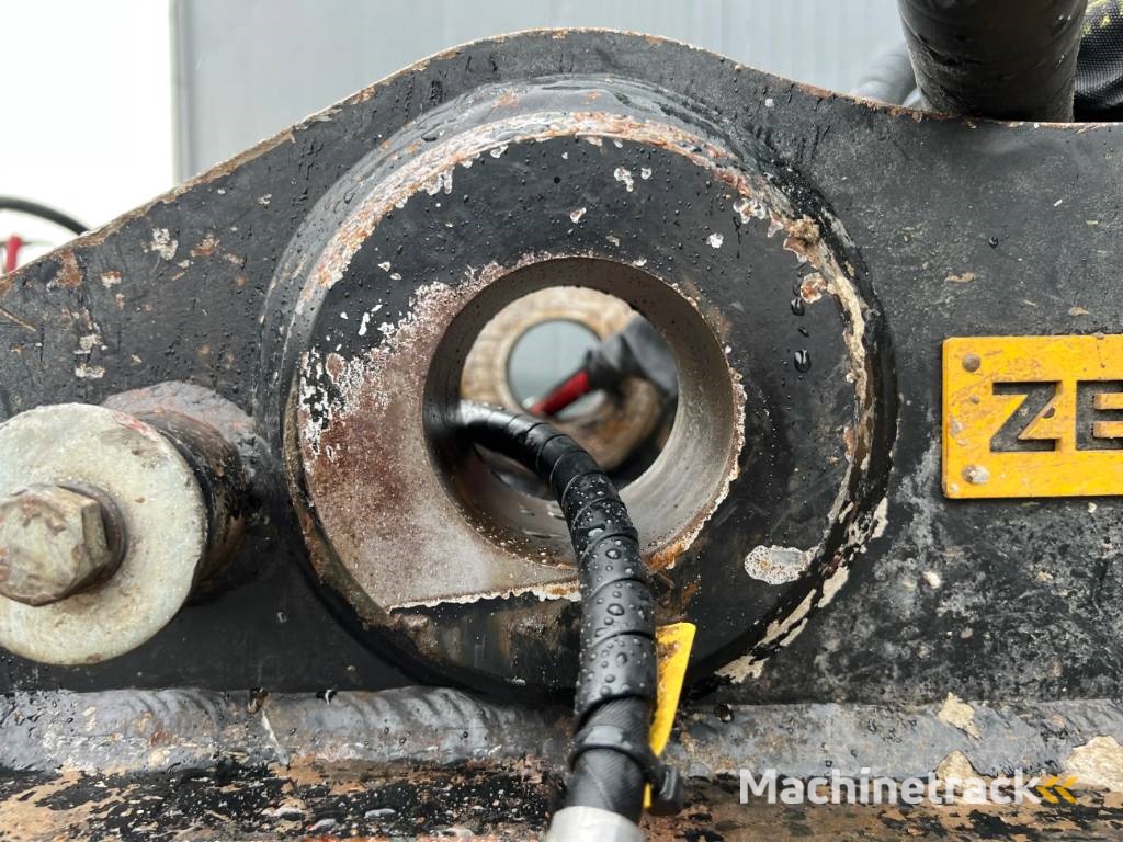 OilQuick OQ70/55 - M322D