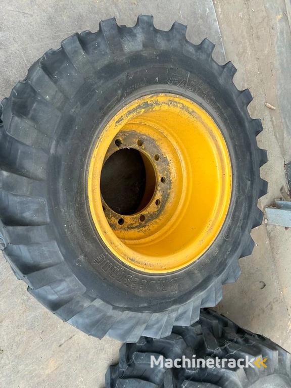 Bridgestone 1000 x 20 Set / 10.00 x 20: 4x2 Tyres