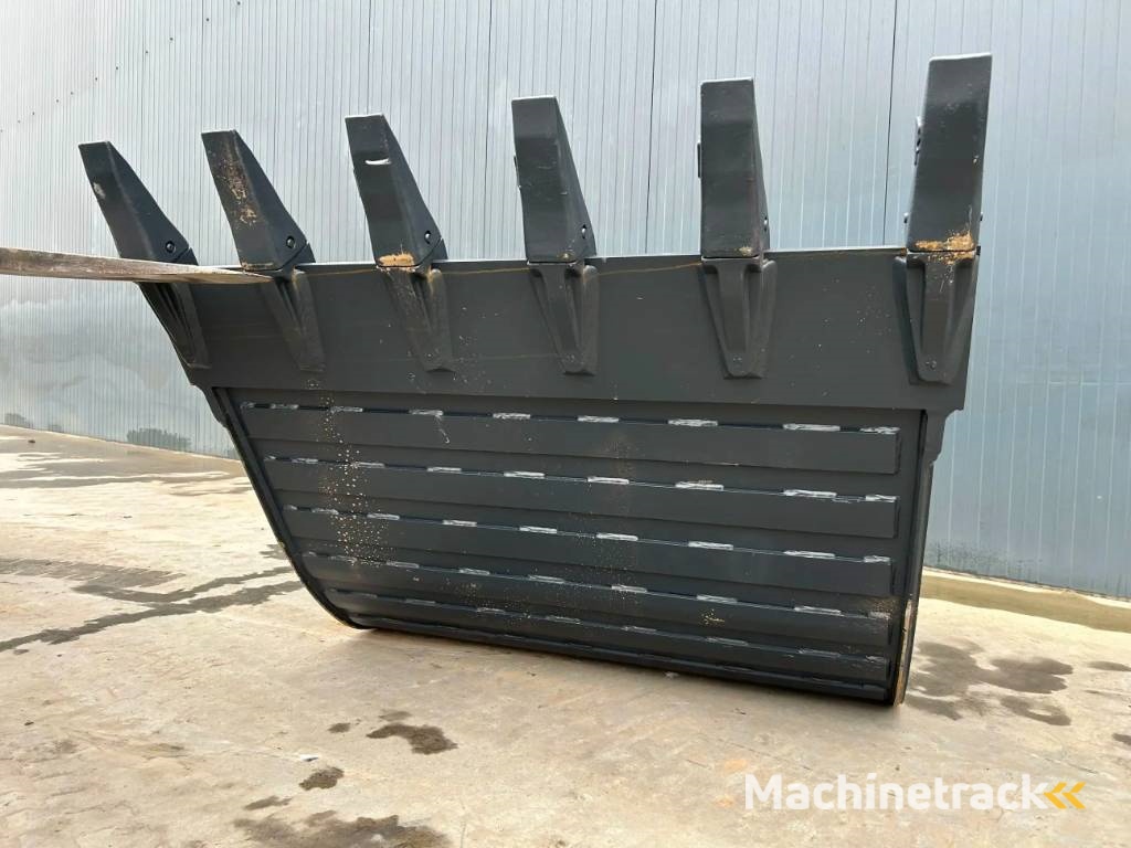 Hitachi ZX210 - 1.40m