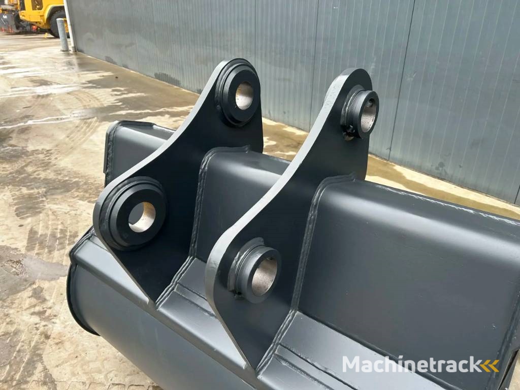 Hitachi ZX210 - 1.40m