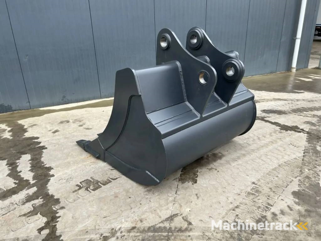 Hitachi ZX220 - 1.40m