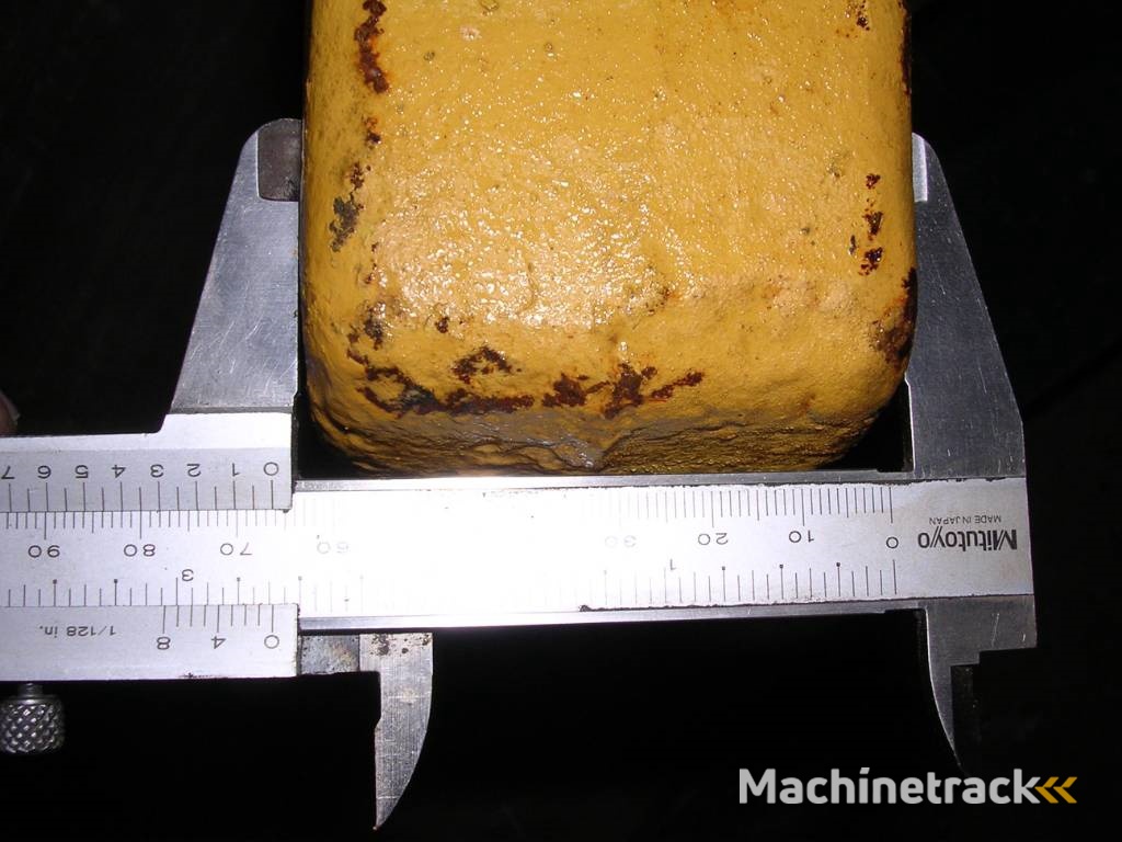 CAT D6R Shank incl. Tip