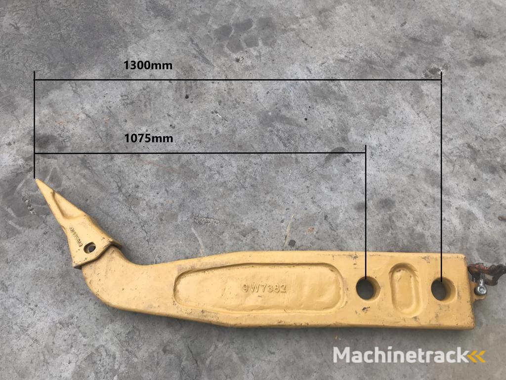 CAT D7R Shank incl. Tip