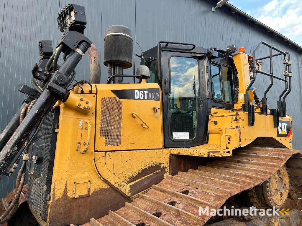 CAT D6T LGP