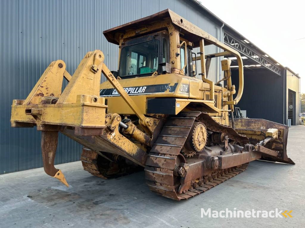 CAT D7H