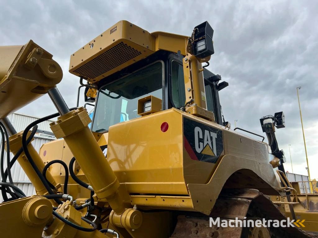 CAT D8T - CE