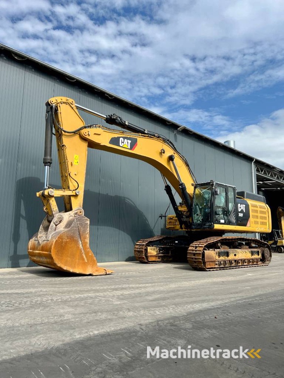 CAT 352F
