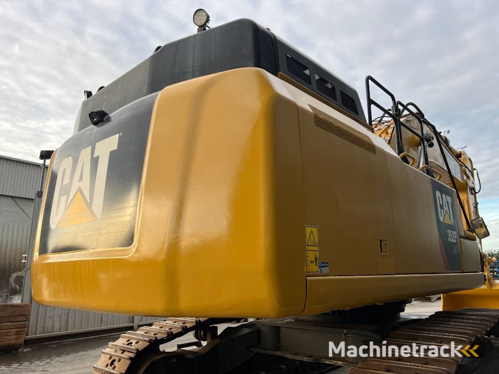 CAT 352FL ME