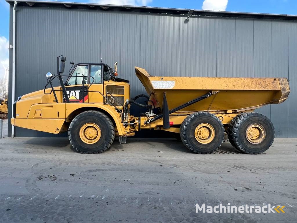 CAT 735 | 735B