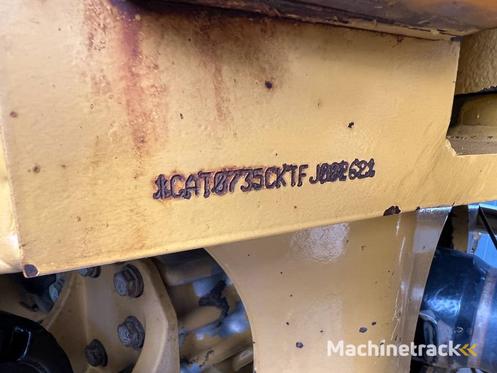 CAT 735C