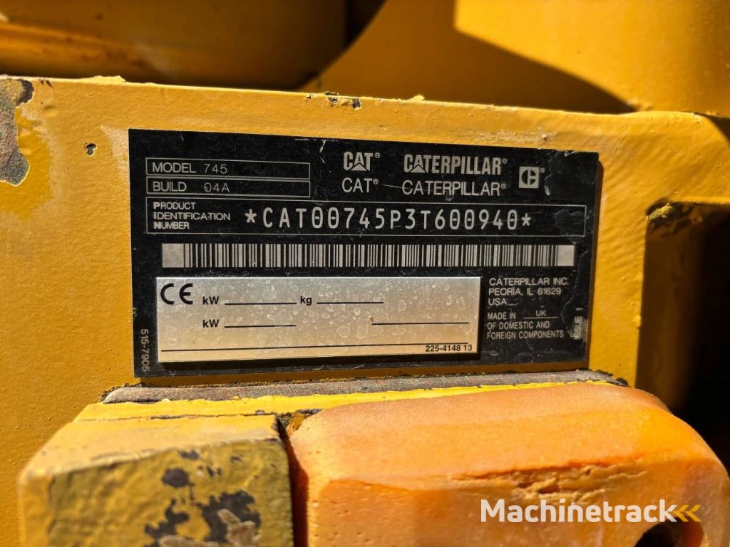 CAT 745 04A