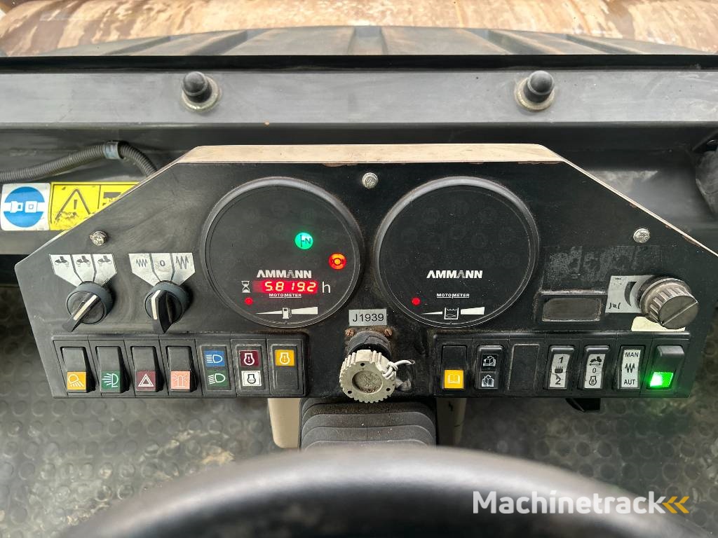 Ammann AV130X