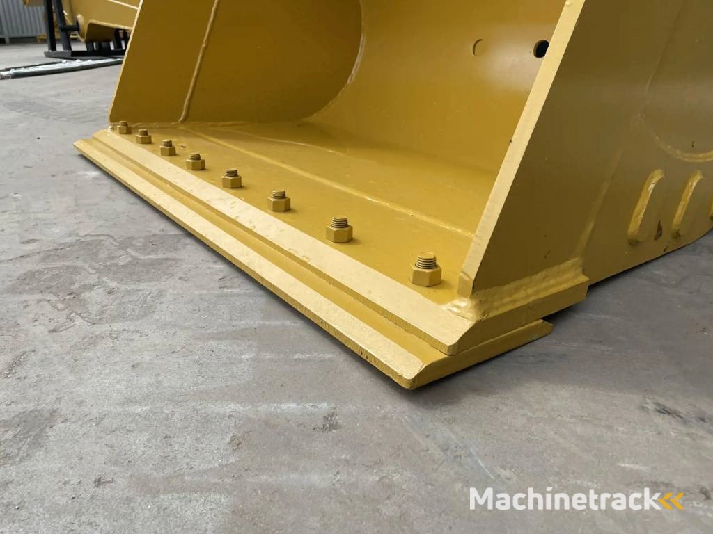 CAT 320E 15m Set Long Reach Equipment