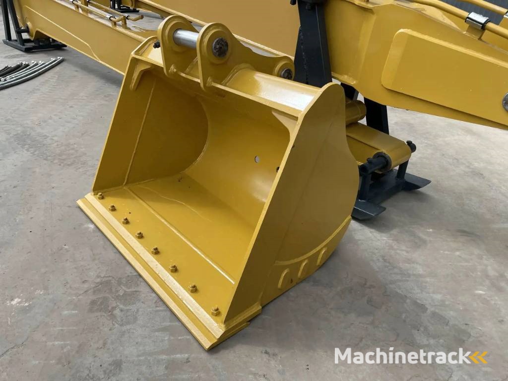 CAT 323F 18m Set Long Reach Equipment