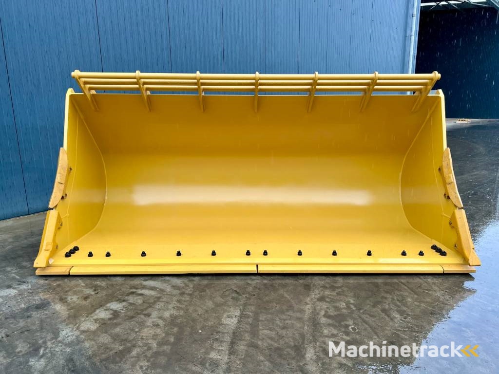 CAT 980K incl. cutting edge + side protectors